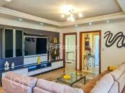 Casa com 4 dormitórios em Porto Alegre