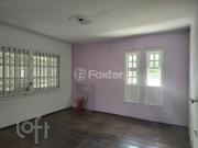 Casa com 4 dormitórios em Porto Alegre