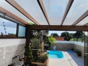 Casa com 4 dormitórios em Porto Alegre