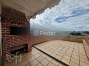 Casa com 4 dormitórios em Porto Alegre