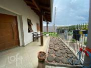 Casa com 4 dormitórios em São Leopoldo