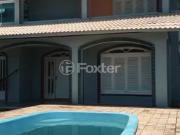 Casa com 4 dormitórios em Tramandaí