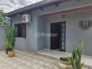 Casa com 4 dormitórios em Viamão