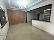 Casa com 4 dormitórios para alugar, 200 m² por R$...