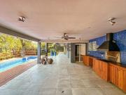 Casa com 4 dormitórios, sendo 2 suítes para venda Granja...