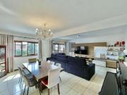 Casa com 4 dormitórios, sendo 2 suítes para venda Granja... Casa com 4 dormitórios, sendo 2 suítes para venda Granja...