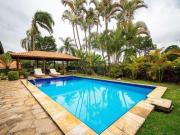 Casa com 4 dormitórios, sendo 2 suítes para venda Granja...