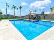 Casa com 4 dormitórios, sendo 4 suítes à venda Granja...