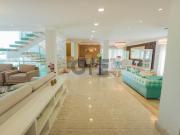 Casa com 4 dormitórios, sendo 4 suítes à venda Granja...