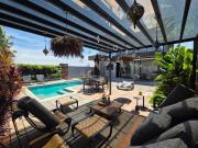 Casa com 4 dormitórios, sendo 4 suítes para venda Granja...