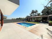 Casa com 4 dormitórios, sendo 4 suítes para venda Granja...