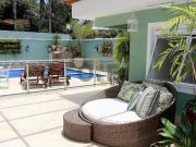 Casa com 4 dormitórios, sendo 4 suítes para venda Granja...