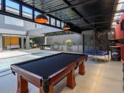 Casa com 4 dormitórios, sendo 4 suítes para venda Granja...