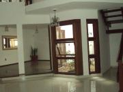 Casa com 4 quartos, 1 suíte