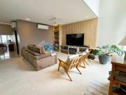 Casa com 4 quartos, 270 m², à venda por R$ 2.950.000...