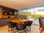 Casa com 4 quartos, 480 m² em Alphaville para venda