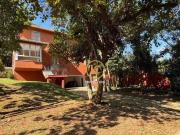 Casa com 4 Quartos 4 Suítes à venda, 410 m² por R$...