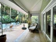 Casa com 4 Quartos 4 Suítes à venda, 554 m² por R$...