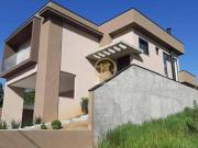 Casa com 4 quartos à venda, 258 m² por R$ 1.790.000...