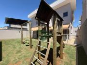 Casa com 4 quartos à venda, 268 m² por R$ 1.800.000...