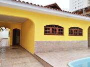 Casa com 4 quartos à venda, 270 m² por R$ 1.042.000...