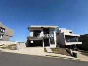 Casa com 4 Quartos à venda, 281 m² por R$ 2.390.000...