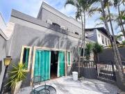 Casa com 4 quartos à venda, 283 m² por R$ 1.450.000...