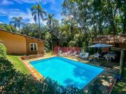 Casa com 4 quartos à venda, 284 m² por R$ 1.950.000...