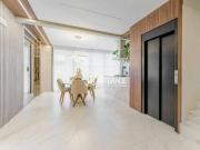 Casa com 4 dormitórios à venda, 293 m² por R$...