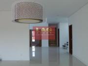 Casa com 4 quartos à venda, 320 m² Condomínio Colinas do...