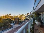 Casa com 4 Quartos à venda, 335 m² por R$ 3.200.000 Real...