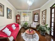 Casa com 4 Quartos à Venda, 360m²