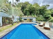 Casa com 4 quartos à venda, 404 m² por R$ 2.650.000...