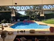 Casa com 4 quartos à venda, 434 m² por R$ 2.500.000...