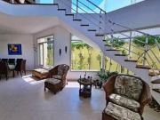 Casa com 4 quartos à venda, 452 m² por R$ 2.400.000...