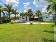 Casa com 4 quartos à venda, 482 m² por R$ 3.820.000...