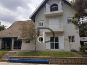 Casa com 4 quartos à venda, 588 m² por R$ 2.950.000...