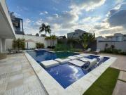 Casa com 4 quartos à venda, 670 m² por R$ 8.500.000...