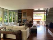 Casa com 4 quartos à venda em Jardim Leonor SP