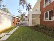 Casa com 4 quartos à venda em Jardim Marajoara SP