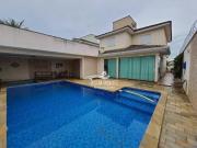 Casa com 4 quartos à venda no Bairro Jardim Karaíba...