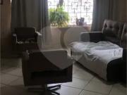 Casa com 4 quartos à venda ou para locação em Vila...