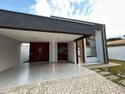 Casa com 4 Quartos e 1 banheiro à Venda, 165 m² por R$...