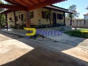 Casa com 4 Quartos e 2 banheiros à Venda, 1000 m² por R$...