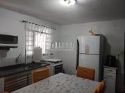 Casa com 4 Quartos e 2 banheiros à Venda, 187 m² por R$...