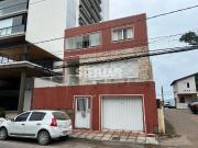 Casa com 4 Quartos e 2 banheiros à Venda, 290 m² por R$...