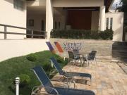 Casa com 4 Quartos e 2 banheiros à Venda, 335 m² por R$...