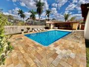 Casa com 4 quartos e 379m² à venda no Bandeirantes...