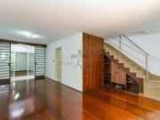 Casa com 4 Quartos e 3 banheiros à Venda, 108 m² por R$...