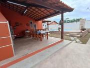 Casa com 4 Quartos e 3 banheiros à Venda, 130 m² por R$...